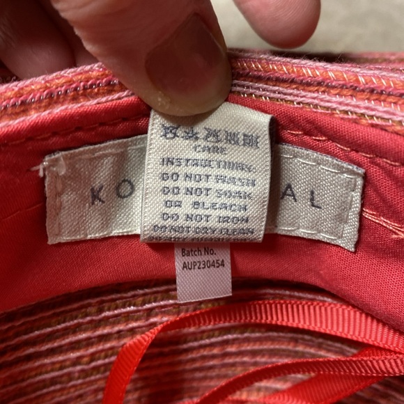 Pink kooringal hat - Picture 4 of 4